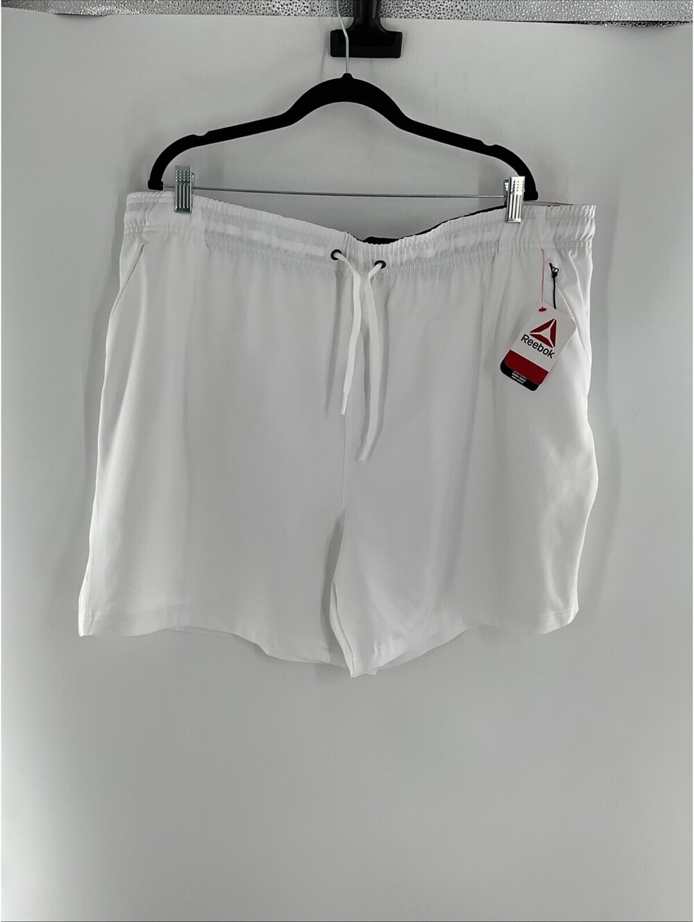 Reebok Men’s 3XL White Athletic Shorts With Slight Blemish NWT 007